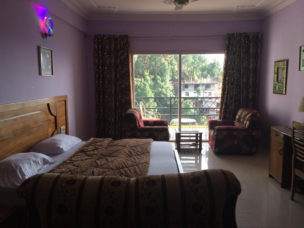 Hotel Shivalik Kasauli Kamer foto