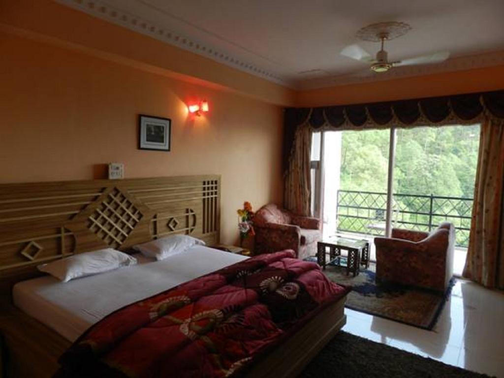 Hotel Shivalik Kasauli Kamer foto